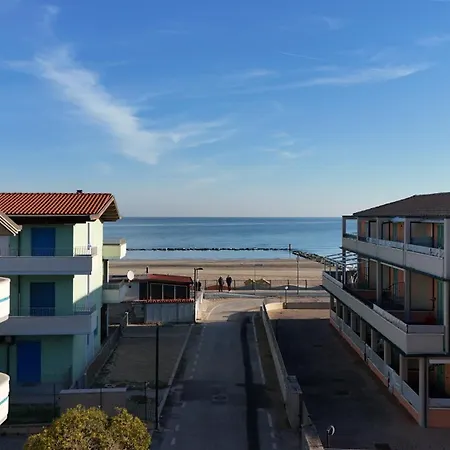 Lejlighed F001 - Fano, Trilocale Con Portico A 30mt Dal Mare
